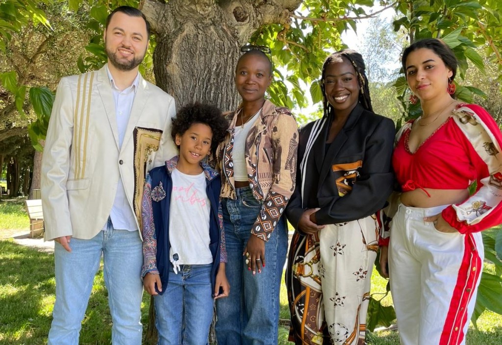 L&rsquo;atelier couture en mode défilé&nbsp;!